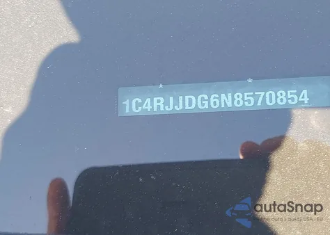 2022 Jeep Grand Cherokee L Overland from USA, damaged, VIN 1C4RJJDG6N8570854